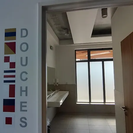 ספינת מלון Voilier Bateau